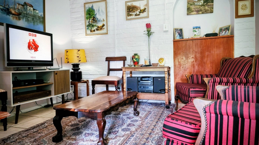 5 Bedroom Property for Sale in Old Place Western Cape